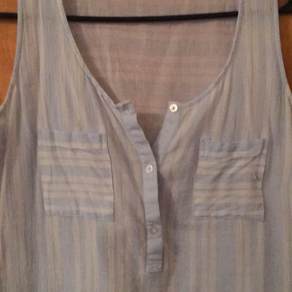 Shirt - Picture 3 of 3